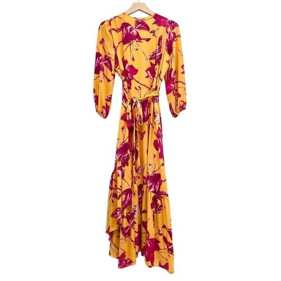 Color Me Courtney Eleanor Wrap Dress in Yellow orchid bloom Size M - Picture 4 of 8
